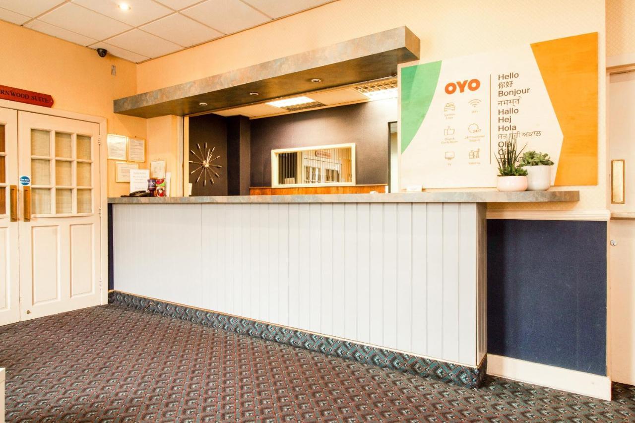 Oyo Flagship Cardiff Central Exterior photo
